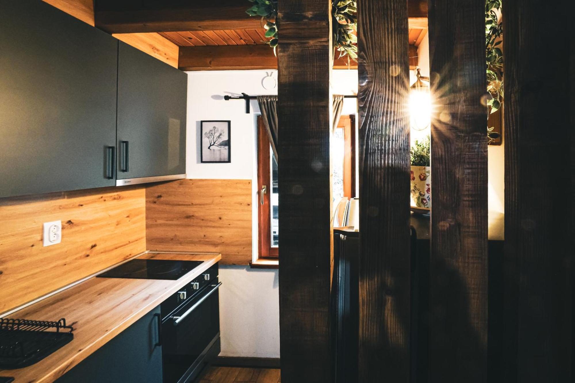 Woodenhouse With Two Apartments Otočac Habitación foto